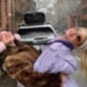 Meet your Posher, Latisha